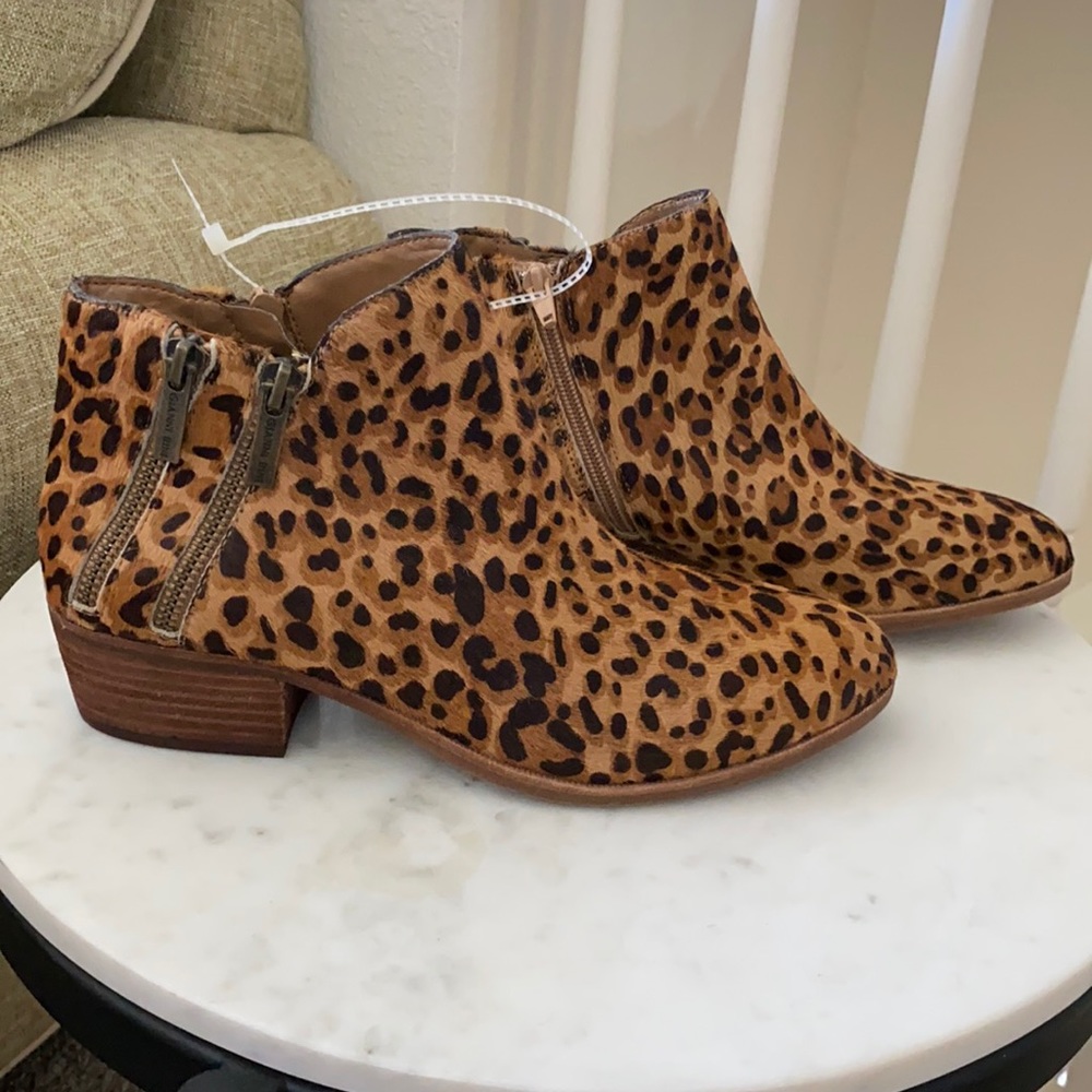 Leopard booties